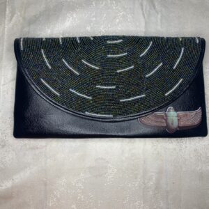 Pochette cuir et perles fait main